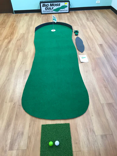 Big Moss Original V2 Golf Putting Green - 3'x9' - Image 3