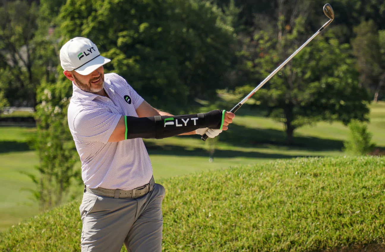 FLYT Golf Chipping Sleeve Golf Swing Trainer - Image 7