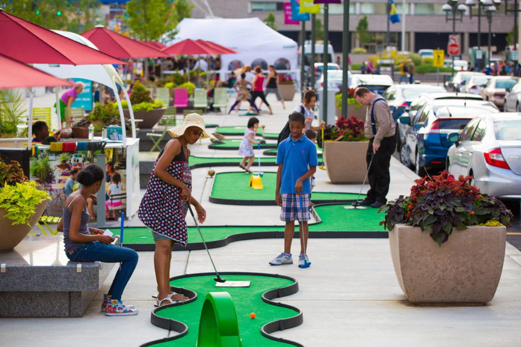 Mini Links 9 Hole Miniature Golf Course - Image 8