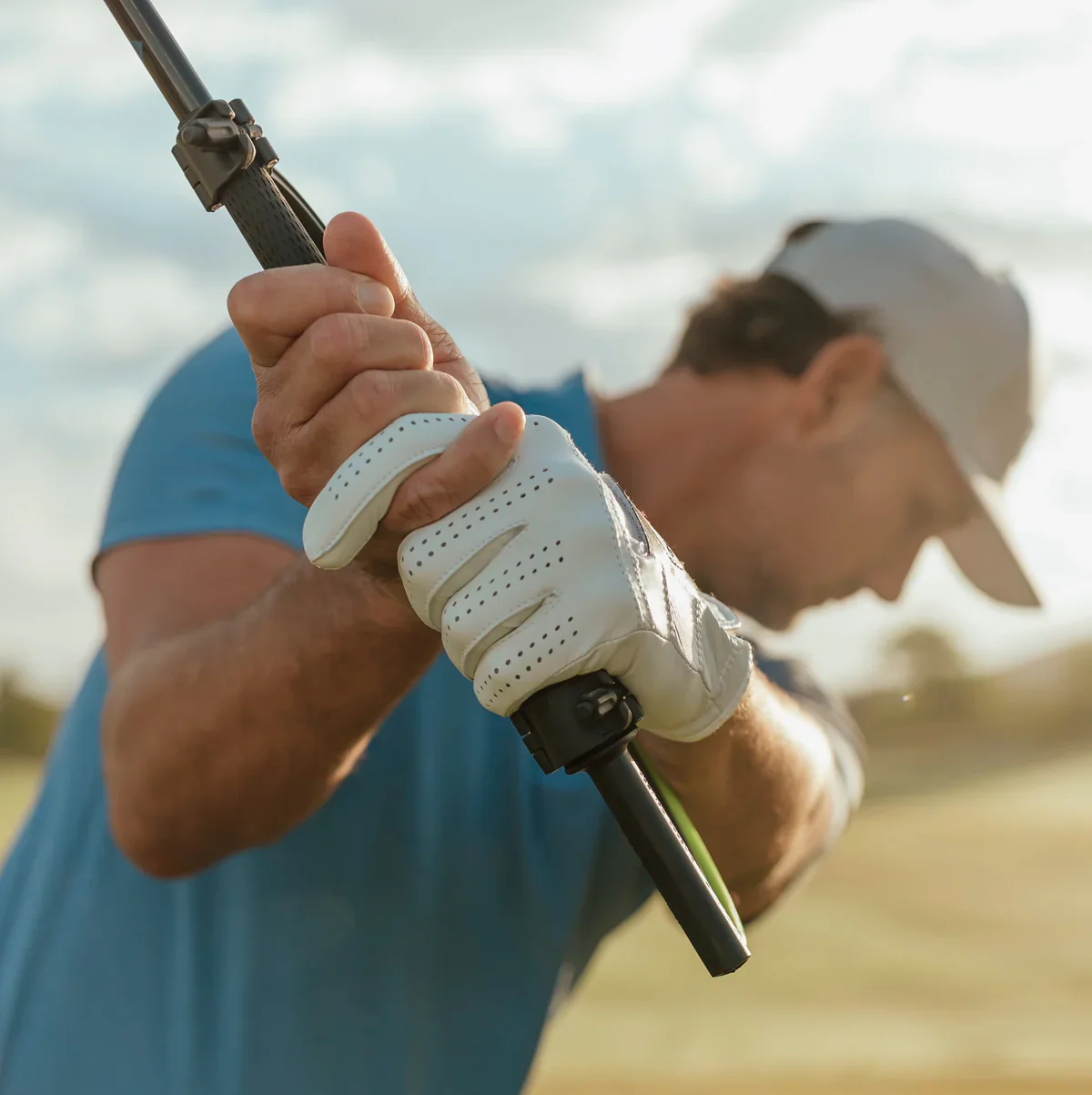 The Hanger Golf Swing Trainer - Image 5