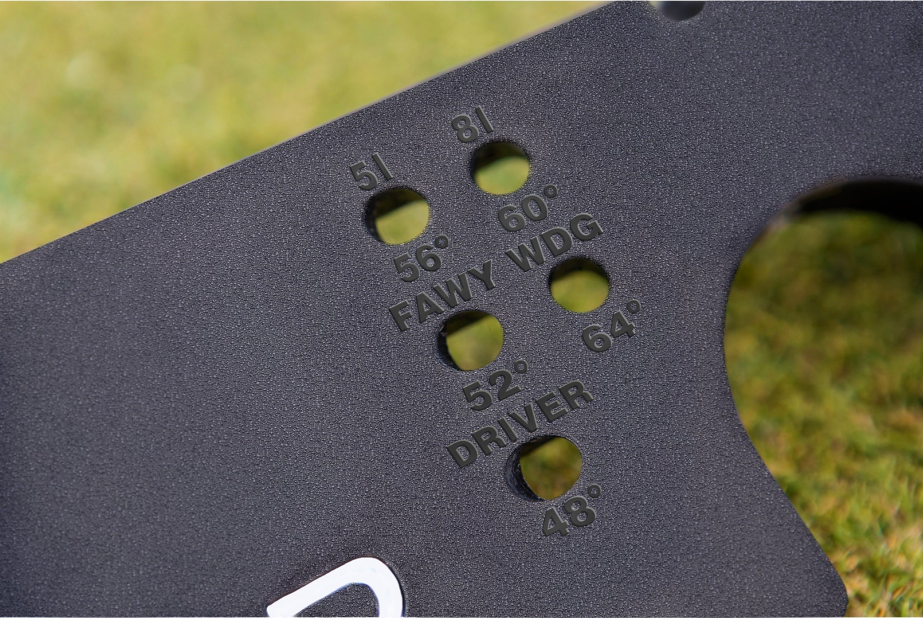 Tour Aim 2.0 Golf Training Aid (With 3 Alignment Sticks) - Image 4